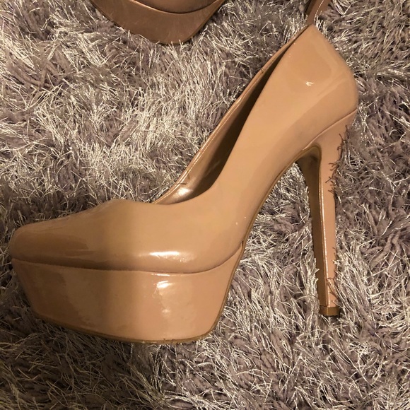 Jessica simpson platform pumps - Picture 2 of 4